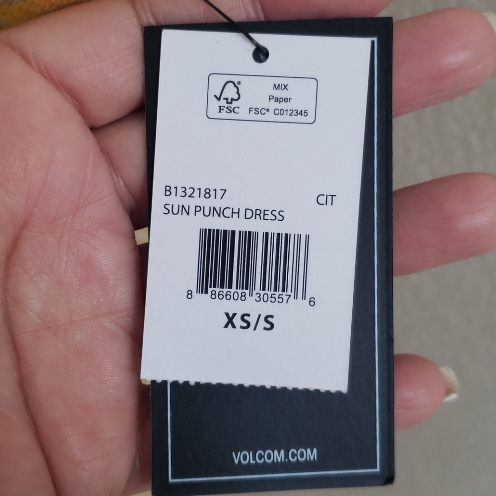 Volcom dress - Picture 2 of 6